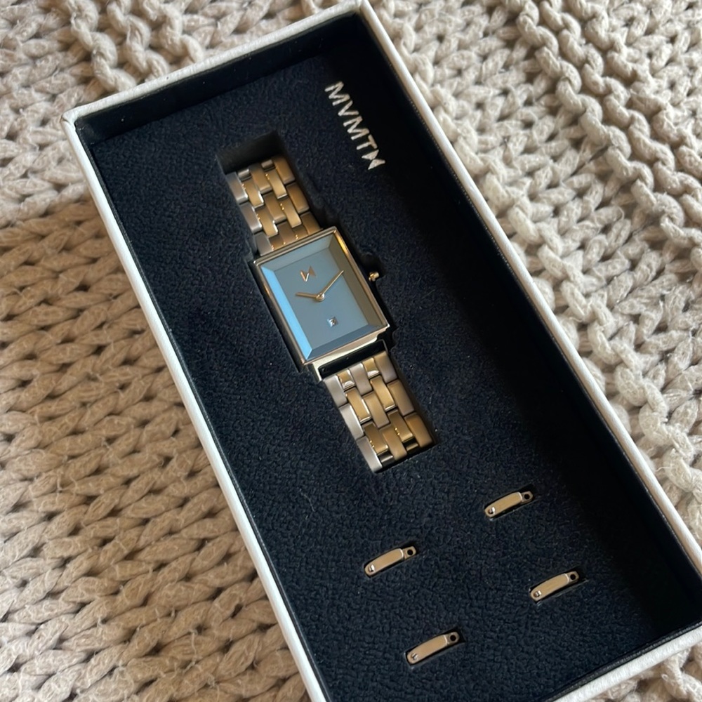 MVMT Watch Signature Square, 24mm, Skylar Blue
